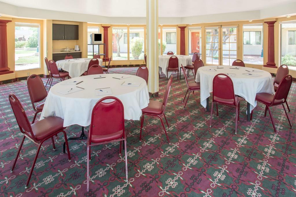 Dobson Ranch Inn Mesa Bagian luar foto